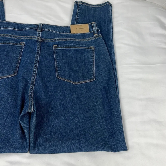 L.L Bean New Women’s 16 Regular True Shape Classic Fit Jean - Picture 12 of 12